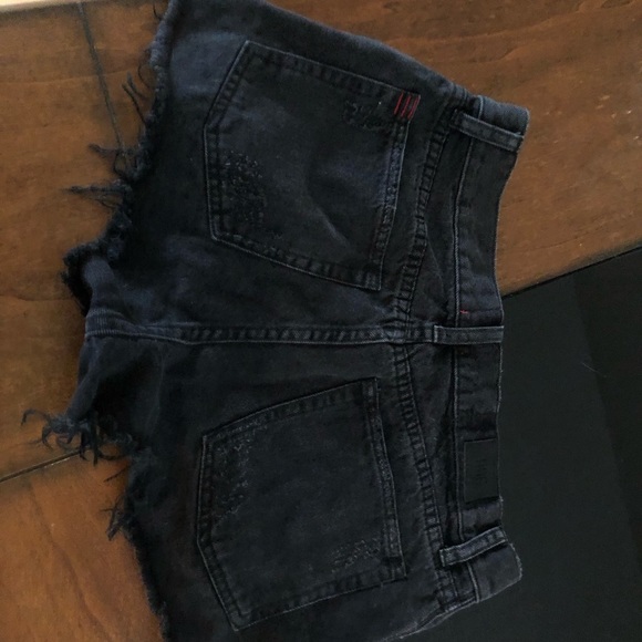 High waisted shorts - Picture 1 of 3